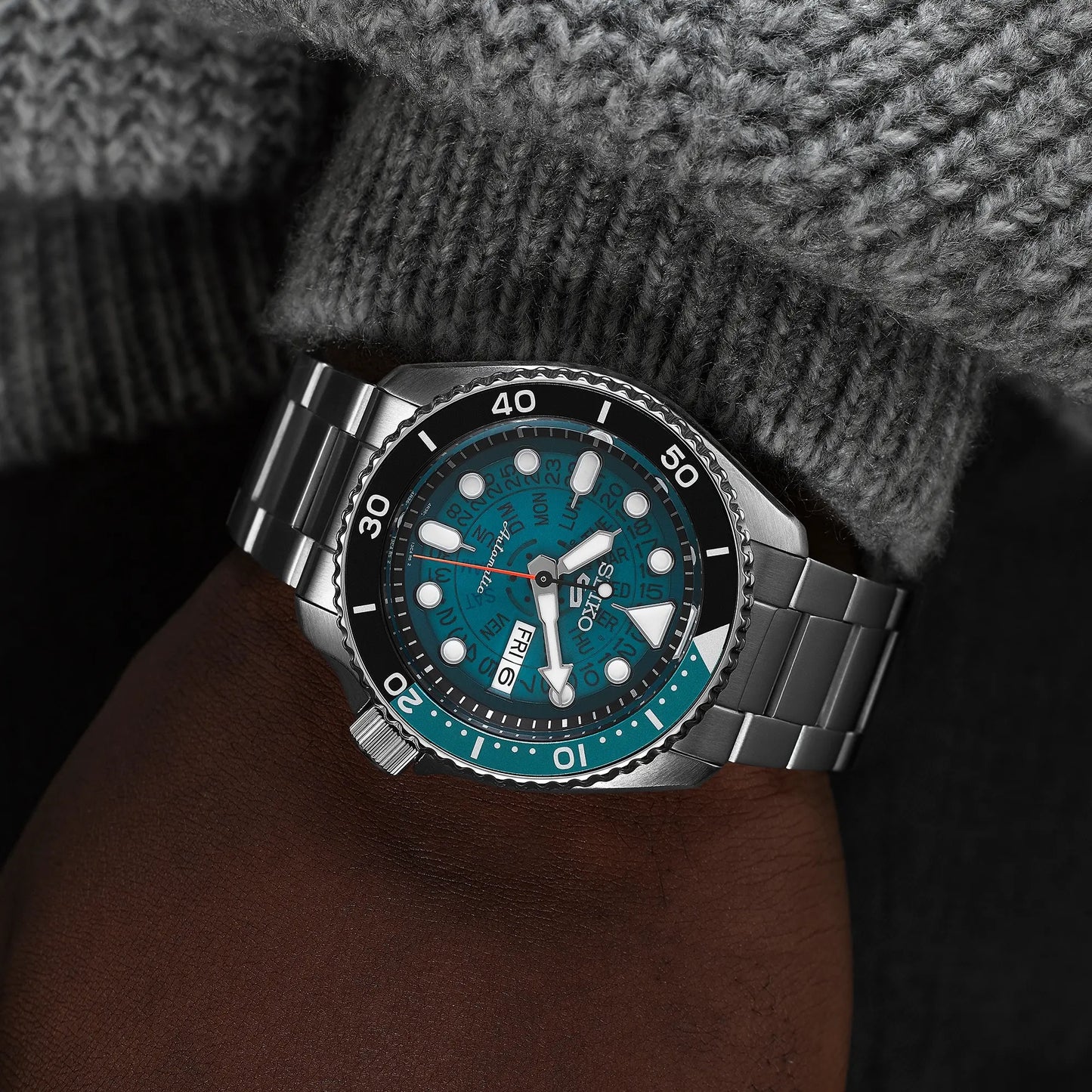 Seiko 5 Sport Skeleton SRPJ45/47