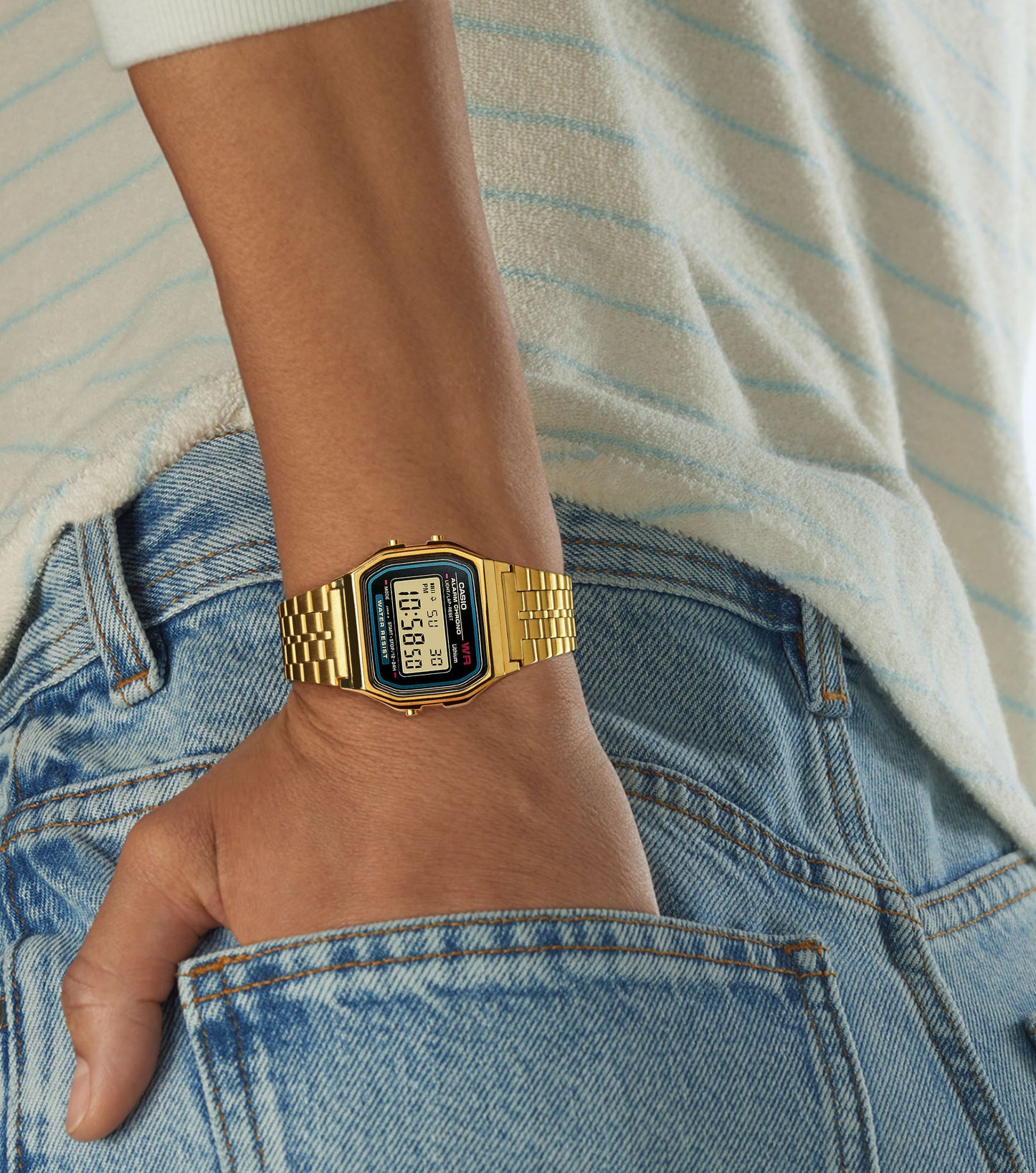 Casio Iconic Oro e Nero